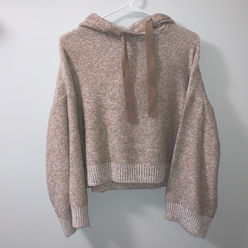 Cropped Hooded sweater